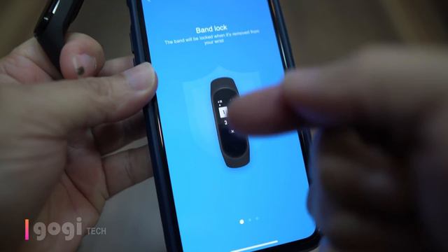 Xiaomi Mi Band 4 unboxing, hands on is it better than Mi Band 3?