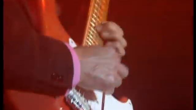 The shadows live 2000