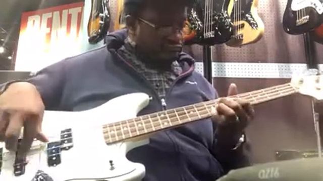 Fender Mustang PJ Pt. II смотреть онлайн