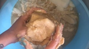 ЦЕЛЫЙ ТАЗ РАЗМОКШЕГО ХОЗЯЙСТВЕННОГО МЫЛА/ АСМР/ SOAKED LAUNDRY SOAP/ASMR