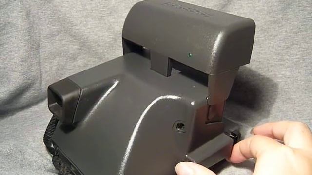 polaroid one step flash and film advance demo смотреть онлайн