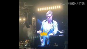 Элтон Джон потерял голос