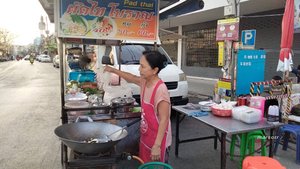 аюттайя. просто улицы аюттайи. падтай, самый вкусный в таеผัดไทย padtai ayutthaya อยุธยา