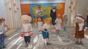 Танец "Музыкальны Грибочки" слова Н. Орловой, музыка А. Прокопенко
