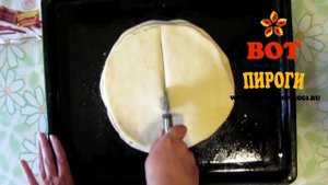 Сладкий пирог из дрожжевого теста "Снежинка"