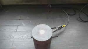 плавка алюминия. непрерывная съёмка. печь на тигель 5 кг по меди.