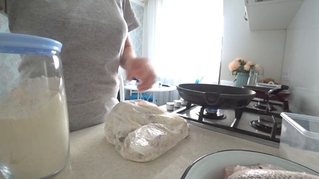 ВЛОГ Болоньезе Разбираю рабочий стол Выбрасываю хлам смотреть онлайн