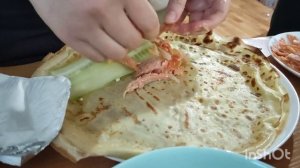 Блины! Блины с начинкой из красной рыбы. Готовит моя подруга.