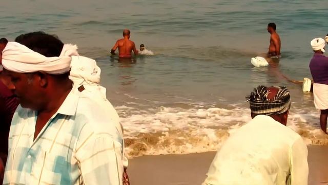 Пляж Ковалам (Beach Lighthouse) смотреть онлайн