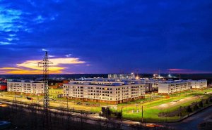 Мариуполь. Май 2023. Микрорайон _Невский_ и путь домой. Mariupol. May 2023. Nevsky microdistrict.