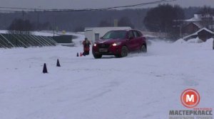 Контраварийная подготовка или экстремальное вождение? Автор в кадре.