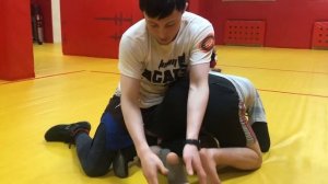 Болевой приём «Канарейка»