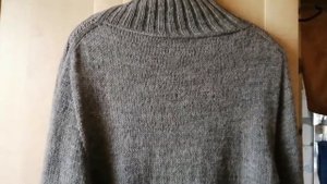 СВИТЕР с воротником Гольф спицами. Реглан погон. Готовое изделие.