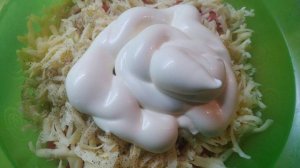 Запеченные бутерброды с колбасой и сыром