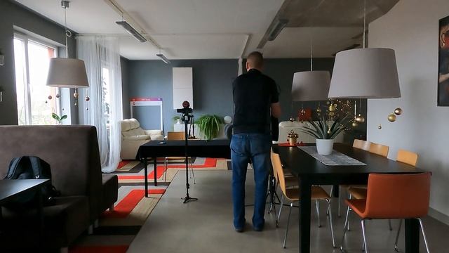 Как снимается видео для YouTube - тур по студии канала ID Filmz смотреть онлайн