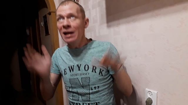 Анекдот про спор двух воробьев! ( от подписчика Марселя из Зеленодольска. ) смотреть онлайн