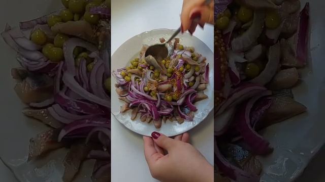 Салат с сельдью ?Приятного аппетита ?#рецепты #салат #готовимдома #еда #закуски смотреть онлайн