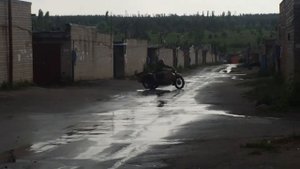 Езда на Урале с поднятой коляской