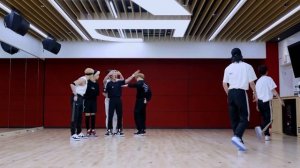 Stray Kids 스트레이키즈 ‘소리꾼’ Thunderous Dance Practice Mirror