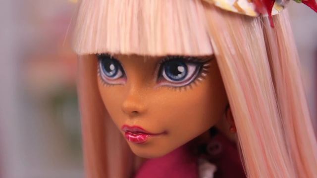 ОНА ПРОИГРАЛА! ООАК-кукла Розабекка | Custom из куклы MH (Monster High) Робекка Стим, обзор смотреть онлайн