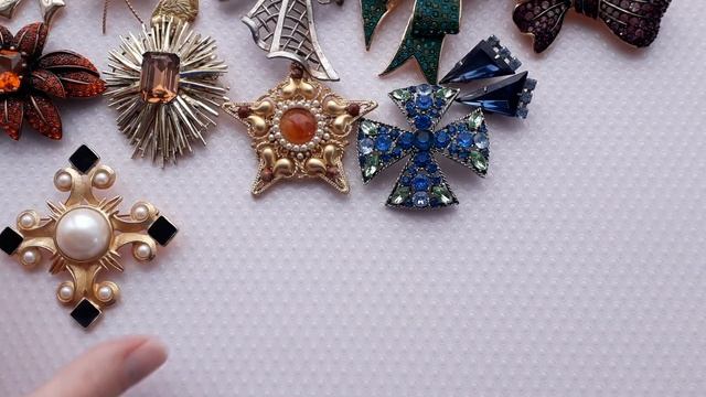 198.Самые лучшие винтажные украшения в Рождество. Звезды,мальтийские кресты, броши-ордена.Много име смотреть онлайн