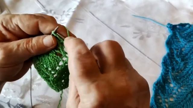 АЖУР С ЛИСТИКАМИ НЕОБЫЧНЫЙ УЗОР ВЯЗАНИЕ СПИЦАМИ МК смотреть онлайн