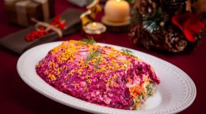 ВАША ЛУЧШАЯ СЕЛЕДКА ПОД ШУБОЙ. Украшение для стола. Для всей семьи