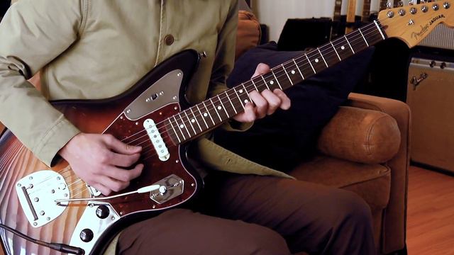Fender American Professional Jaguar - 001 смотреть онлайн