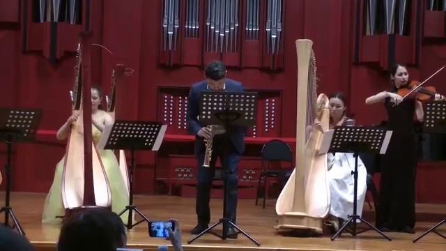 Дж. Каччини - Аве Мария смотреть онлайн