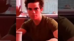 Кэмерон бойс на съёмках клипа