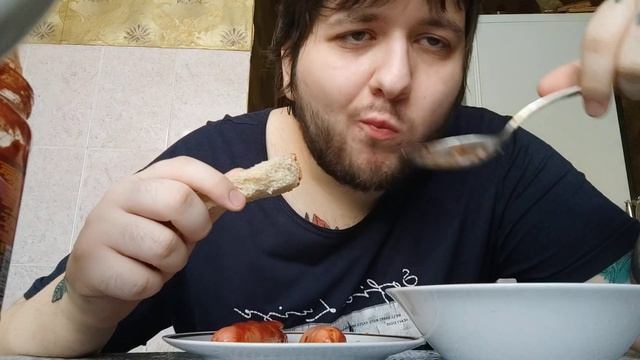 МУКБАНГ ГРЕЧКА С СОСИСКАМИ смотреть онлайн