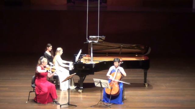 Ravel's Piano Trio in A minor, Modéré - SSO Chamber Series 2016/17 смотреть онлайн
