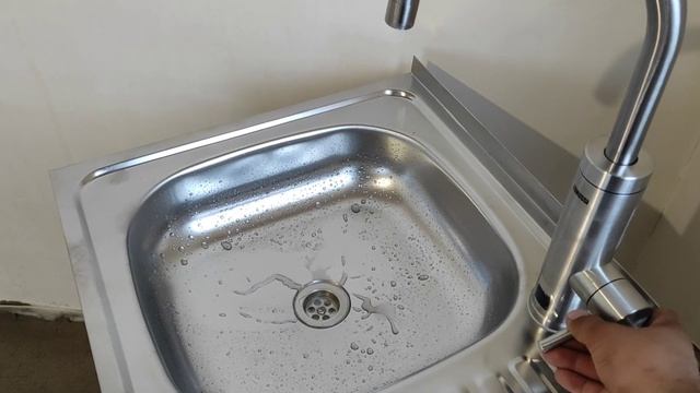 Отзыв и как работает Водонагреватель проточный для кухни Zanussi SmartTap Fresh 3.3 кВт смотреть онлайн