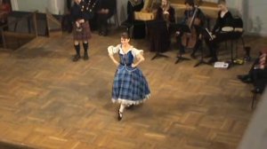 Шотландский танец. Лазерсон(волынка), Кайдановская(танец)