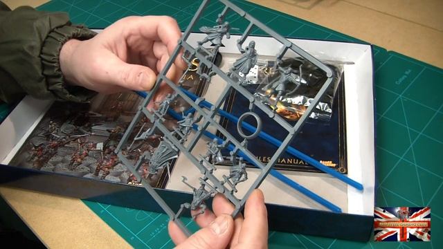 Taking a look at Games Workshops ~ Mines of Moria ~ Lord of the Rings SBG смотреть онлайн