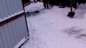 Уборка снега передней самодельной отвалом