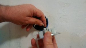 Как заменить одинарную электророзетку на двойную.