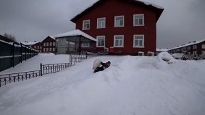 Аминка и Камиль ПРИДУМАЛИ новый СПОСОБ КАТАНИЯ на Горках? Наш ОБЫЧНЫЙ День ДОМА! Влог от Кикидо