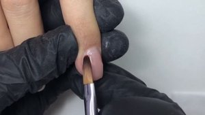 Донаращивание ногтей полигелем без форм