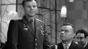 Новогоднее поздравление от Юрия Алексеевича Гагарина! С Новым 1963 годом!.mp4
