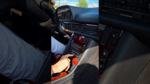Как звучит кассета на ретро Mercedes W126 Coupe?