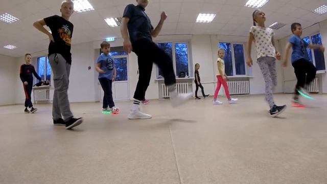 1.12.2021 Змейка от ESN SHUFFLE STUDIO смотреть онлайн