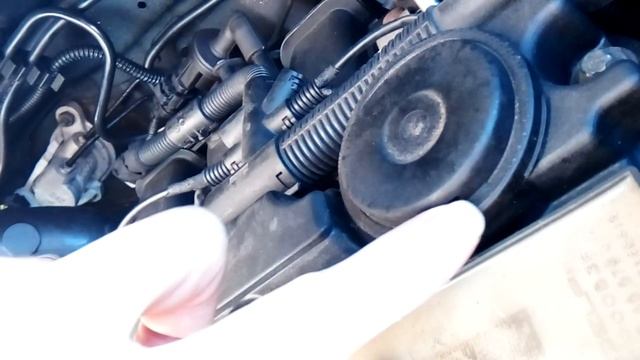 Vauxhall Corsa - Surging P0171 PCV replacement смотреть онлайн