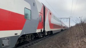 Электровоз ЭП20-047 с поездом №104 Москва - Адлер