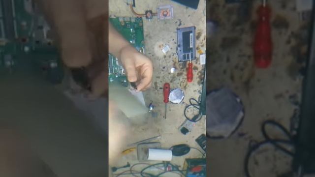 Toshiba L650D Repair Tamir Çip Degişimi смотреть онлайн