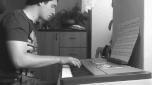 Alex Hepburn - Under on Piano by Cechinho