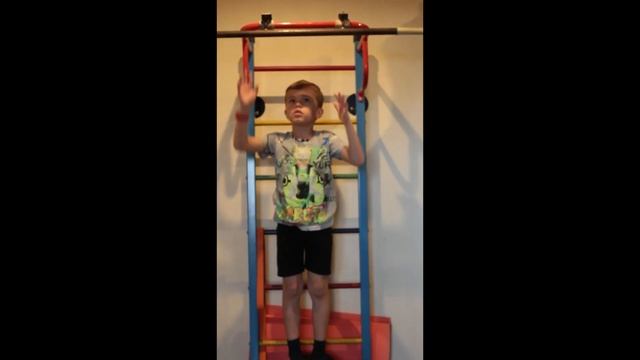 30 подтягиваний. Первое видео смотреть онлайн