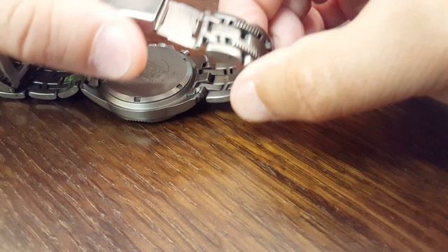 Sector No Limits 950 Titanium Divers 300m Watch смотреть онлайн