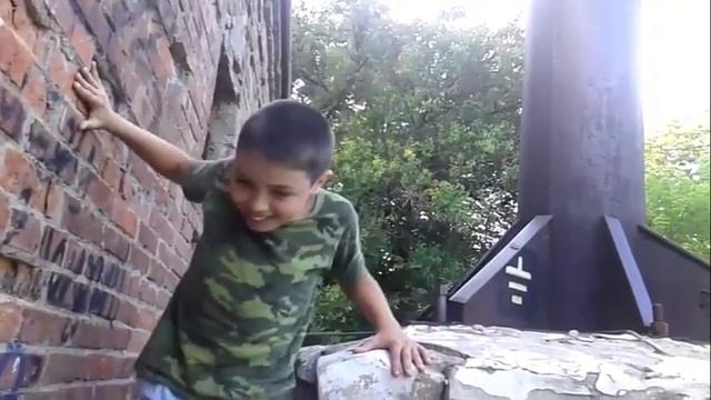 Паркур шоу #1 как ходить по стенам, и ЕЩЁ ОДНА ИСТОРИЯ смотреть онлайн