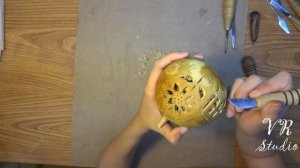 Светильник из декоративной тыквы